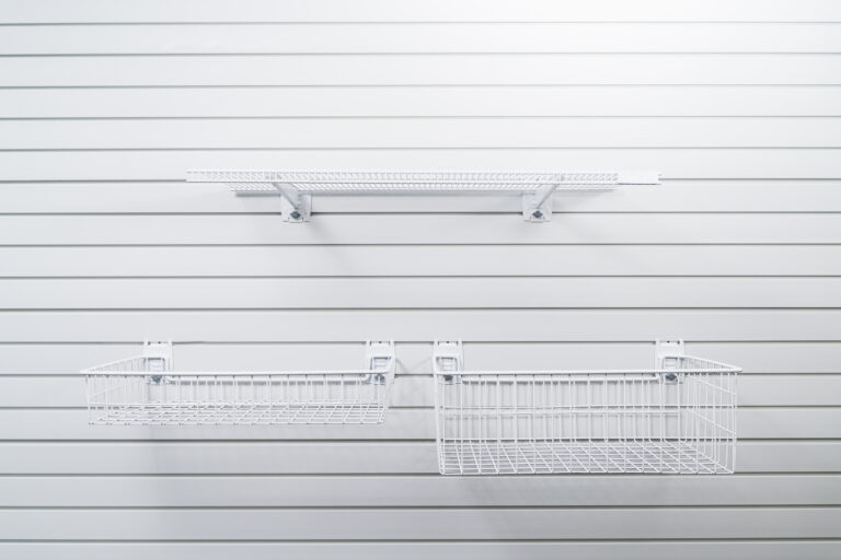 white flexipanel slatwall with different storage shelving