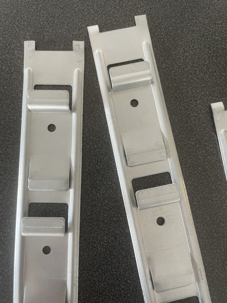 metal flexipanel back clips