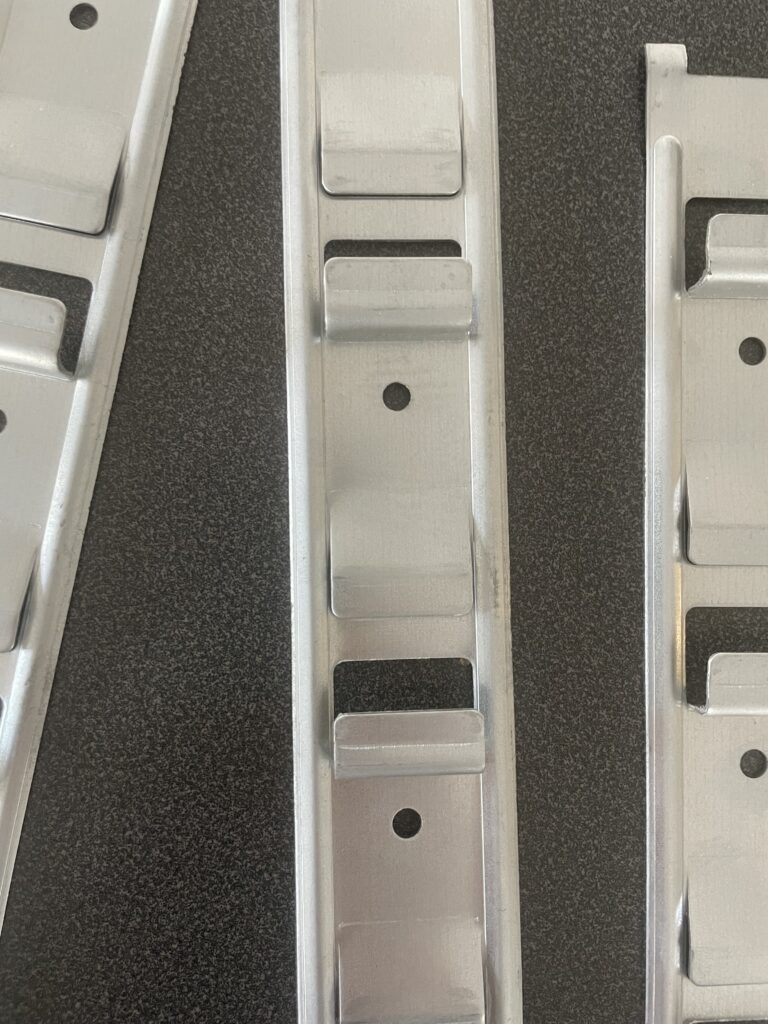 flexipanel back clips